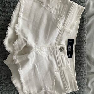 White Hollister shorts